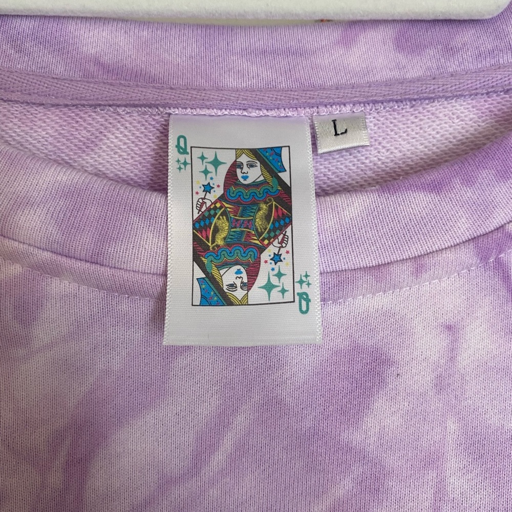 QUEEN OF SPARKLES purple tie dye pullover!
